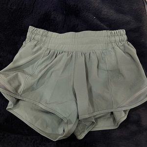 lulu shorts size 2